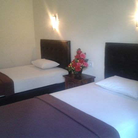 Waringin Homestay Kuta  Ngoại thất bức ảnh