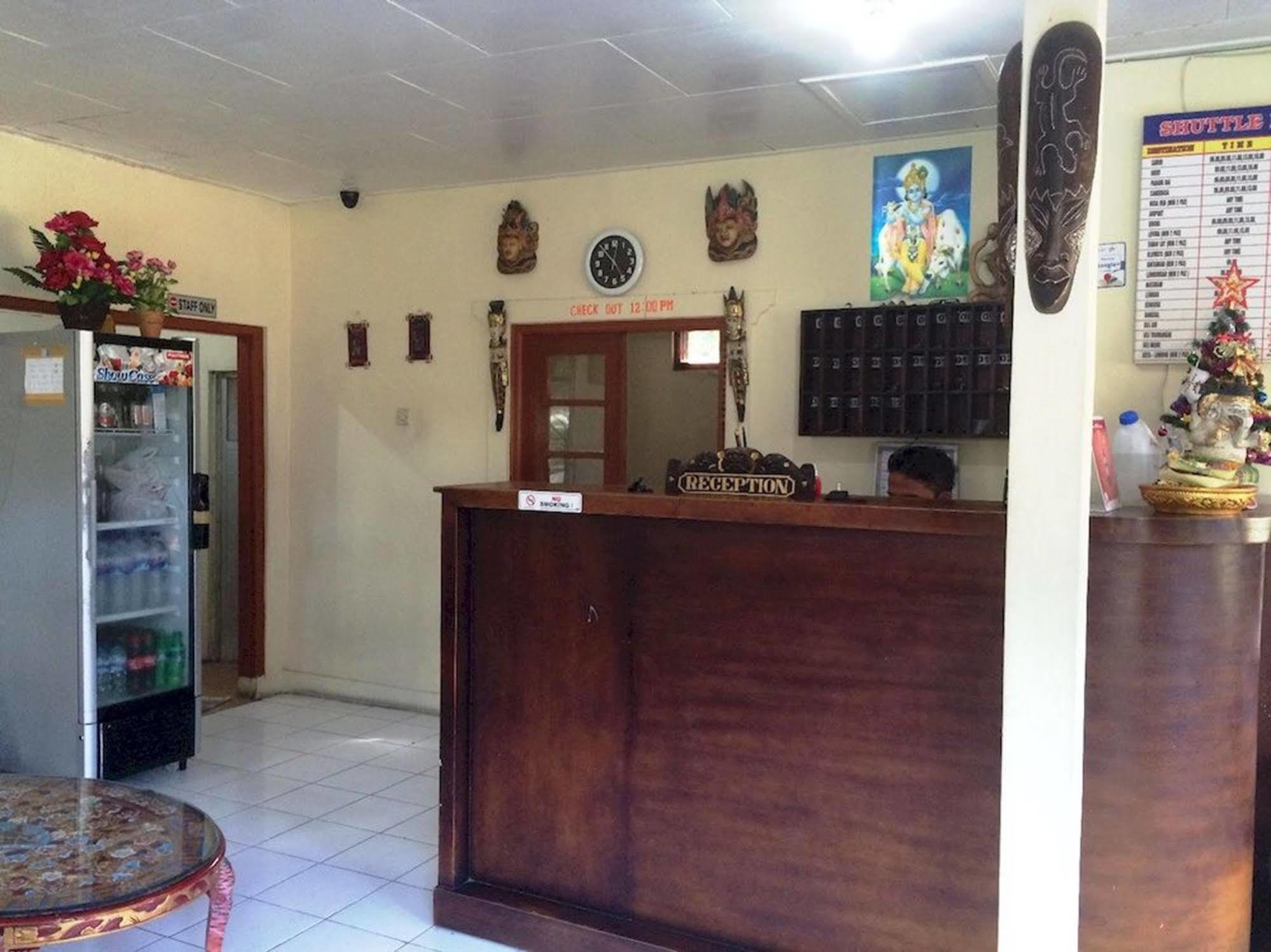 Waringin Homestay Kuta  Ngoại thất bức ảnh